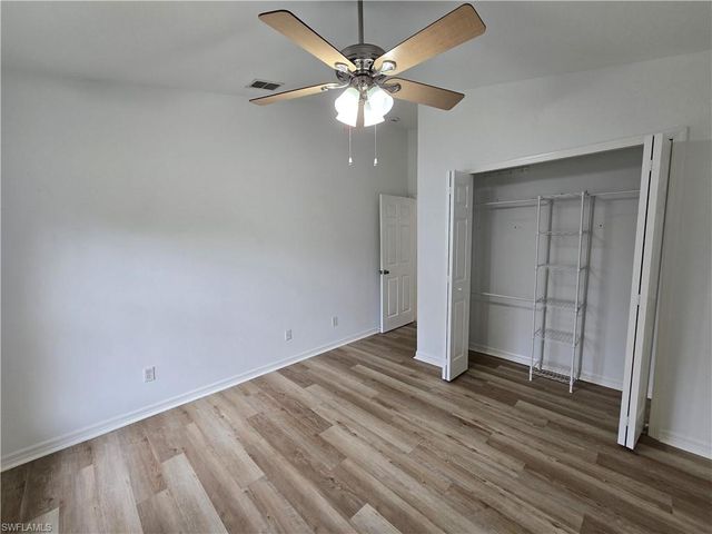 481 10th AVE NW, Naples, FL 34120