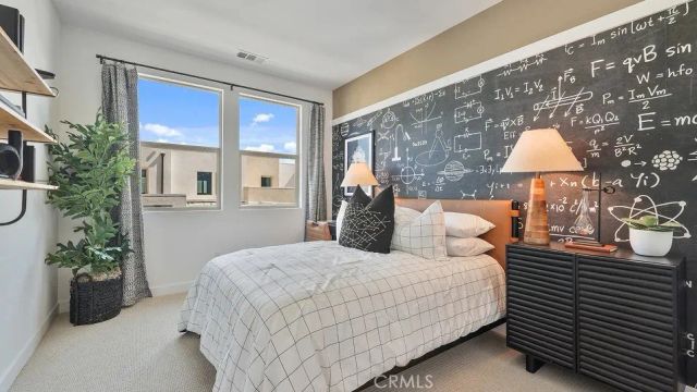 915 Walnut Terrace, Montebello, CA 90640