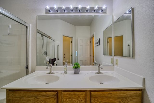 1947 E Crater Lake Drive, Fort Mohave, AZ 86426