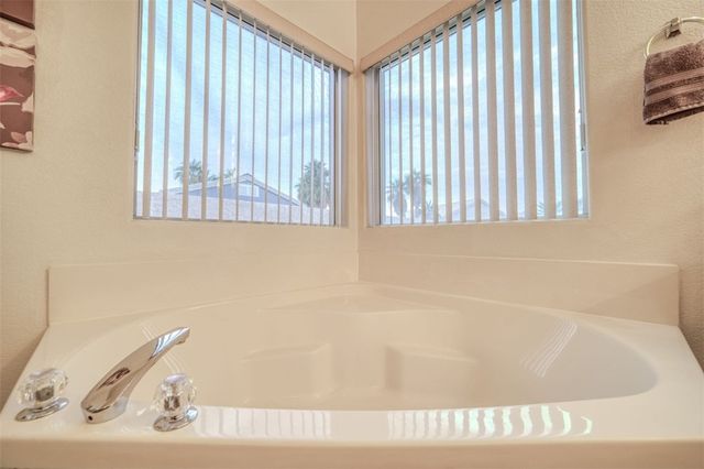 1947 E Crater Lake Drive, Fort Mohave, AZ 86426