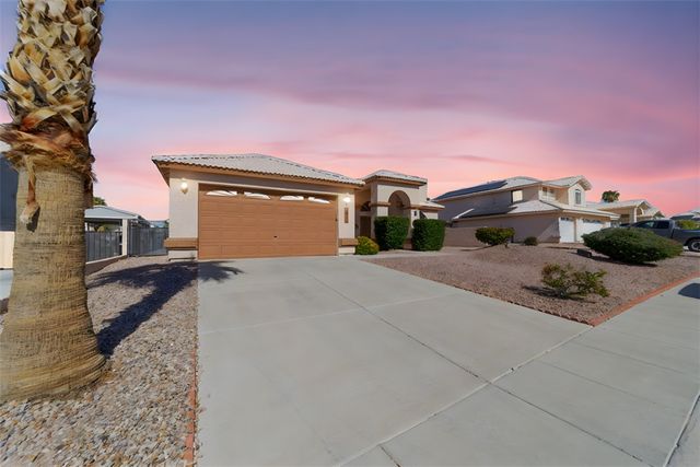 1947 E Crater Lake Drive, Fort Mohave, AZ 86426