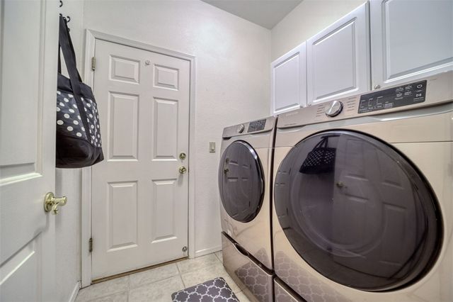 1947 E Crater Lake Drive, Fort Mohave, AZ 86426