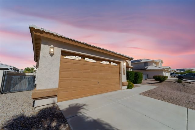 1947 E Crater Lake Drive, Fort Mohave, AZ 86426