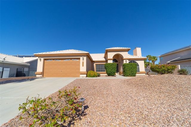 1947 E Crater Lake Drive, Fort Mohave, AZ 86426