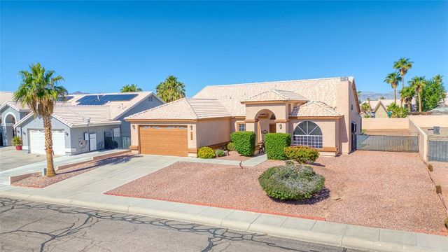 1947 E Crater Lake Drive, Fort Mohave, AZ 86426