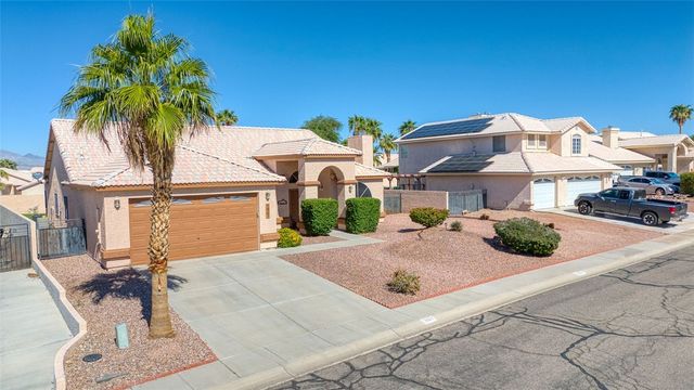 1947 E Crater Lake Drive, Fort Mohave, AZ 86426