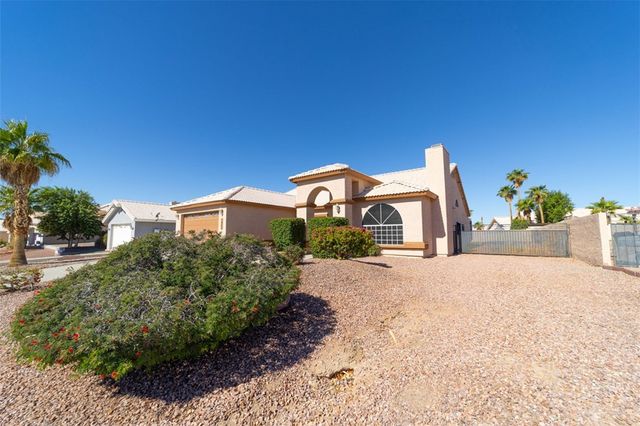 1947 E Crater Lake Drive, Fort Mohave, AZ 86426