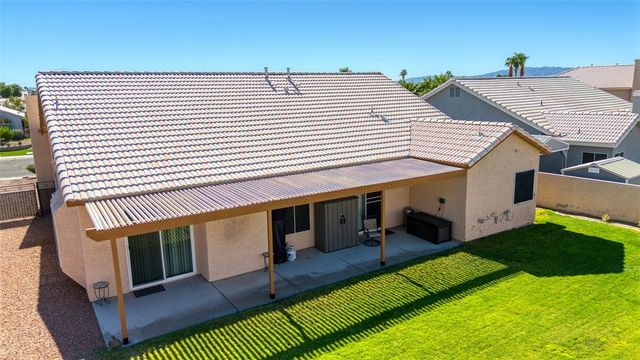 1947 E Crater Lake Drive, Fort Mohave, AZ 86426