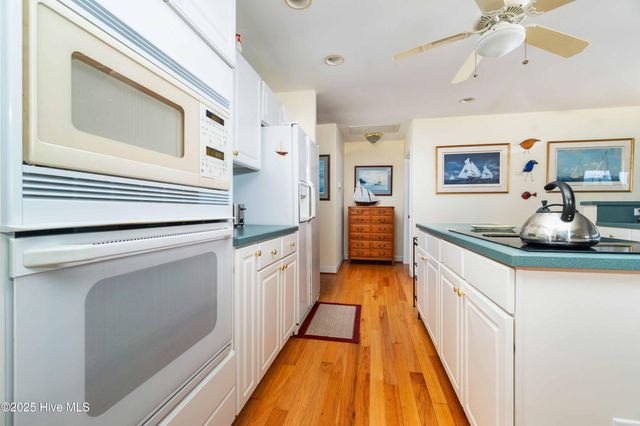 6042 Dolphin Road, Oriental, NC 28571