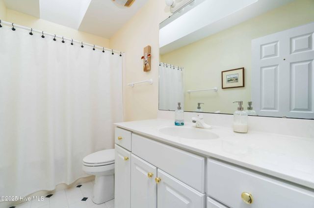 6042 Dolphin Road, Oriental, NC 28571