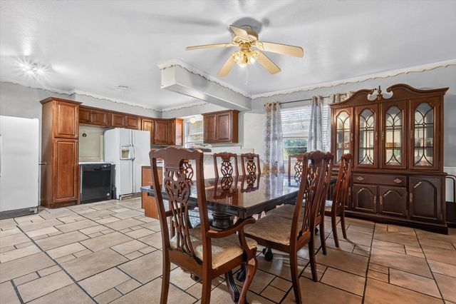 1029 S Bryan Street, Mesquite, TX 75149