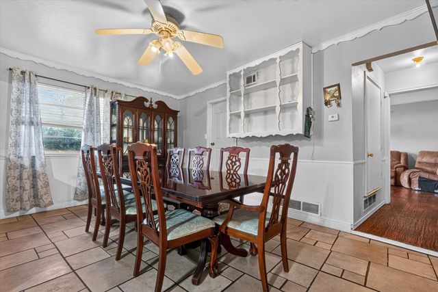 1029 S Bryan Street, Mesquite, TX 75149