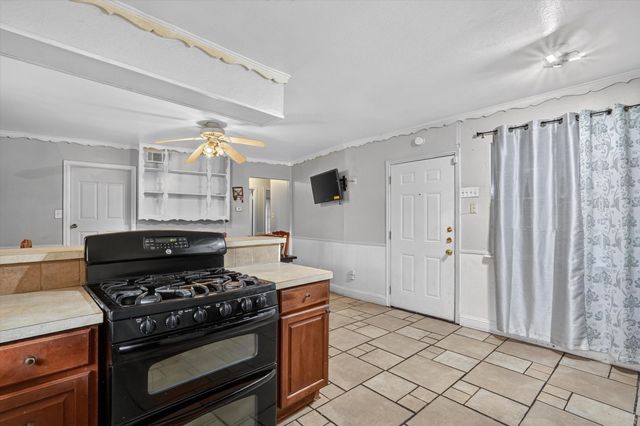 1029 S Bryan Street, Mesquite, TX 75149