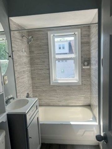 57-59 Phillips 59, Lawrence, MA 01860