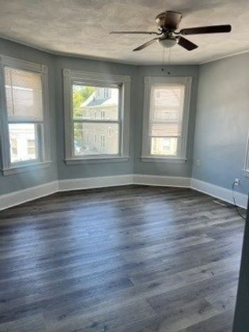 57-59 Phillips 59, Lawrence, MA 01860