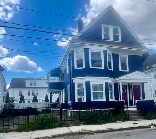 57-59 Phillips 59, Lawrence, MA 01860