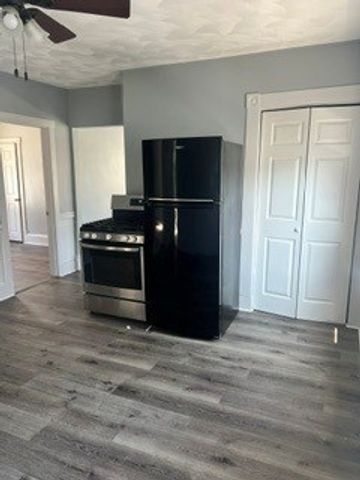 57-59 Phillips 59, Lawrence, MA 01860