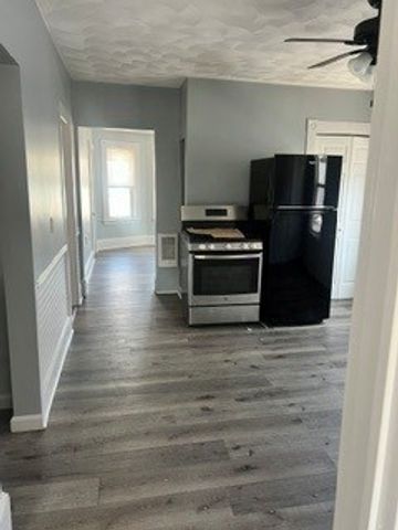 57-59 Phillips 59, Lawrence, MA 01860