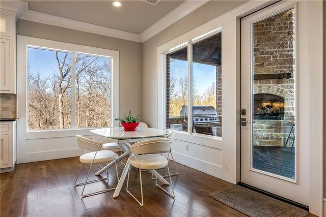 11412 Ridgewood Lane, Bentonville, AR 72712