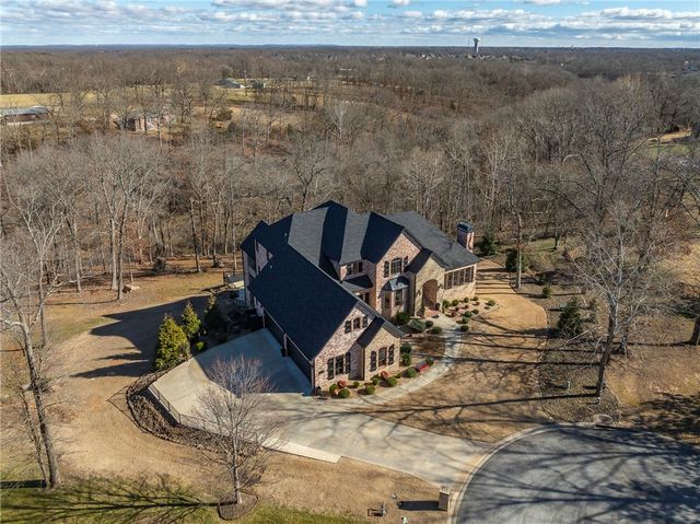 11412 Ridgewood Lane, Bentonville, AR 72712