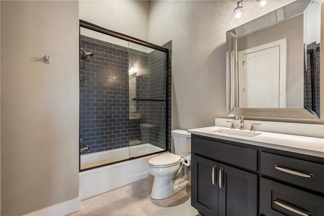 11412 Ridgewood Lane, Bentonville, AR 72712