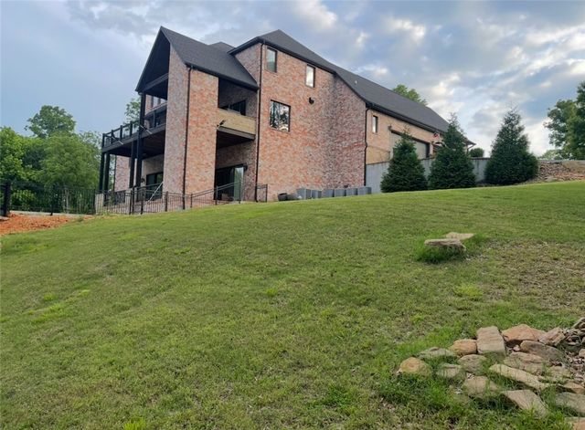 11412 Ridgewood Lane, Bentonville, AR 72712