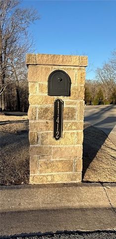 11412 Ridgewood Lane, Bentonville, AR 72712