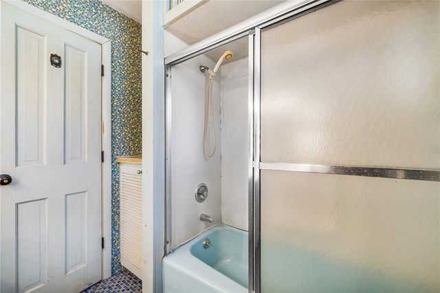 316 Court House Lane, Burrillville, RI 02859