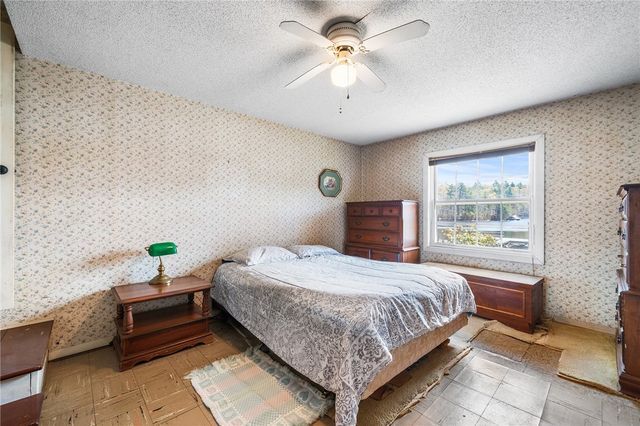 316 Court House Lane, Burrillville, RI 02859
