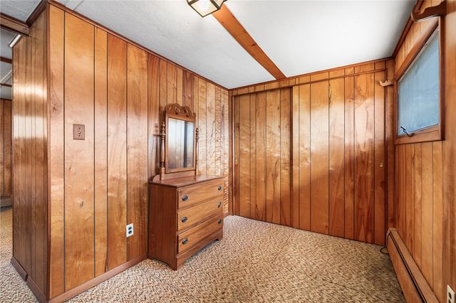 316 Court House Lane, Burrillville, RI 02859