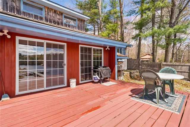 316 Court House Lane, Burrillville, RI 02859
