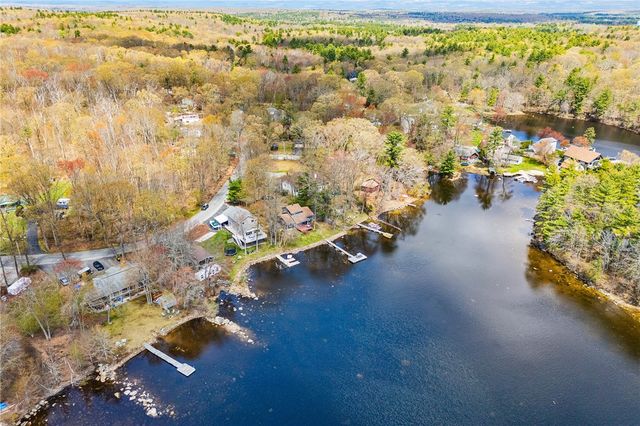 316 Court House Lane, Burrillville, RI 02859