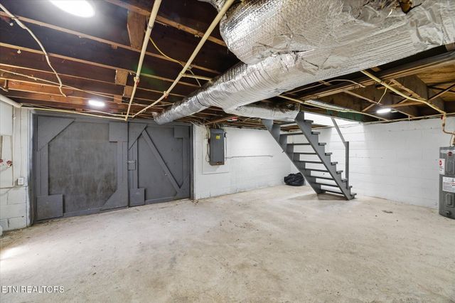 532 Scandlyn Hollow Rd, Oliver Springs, TN 37840
