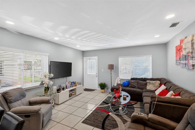 3501 SW 12th St, Miami, FL 33135