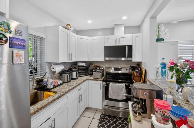 3501 SW 12th St, Miami, FL 33135