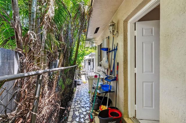 3501 SW 12th St, Miami, FL 33135