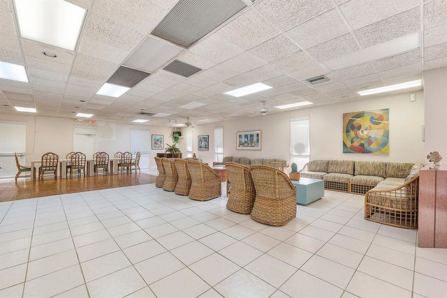 5530 NW 44th Street 216c, Lauderhill, FL 33319