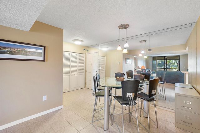5530 NW 44th Street 216c, Lauderhill, FL 33319