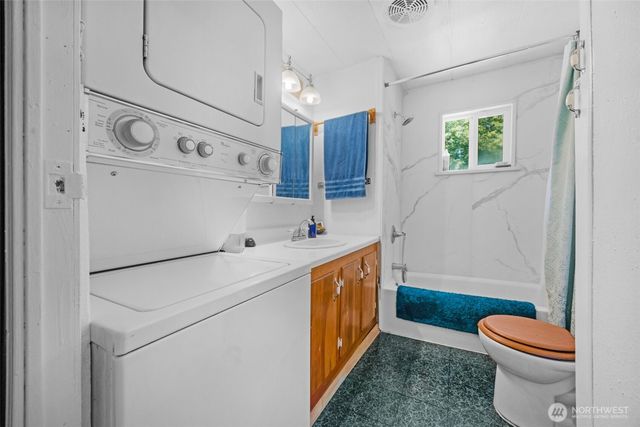 6405 Happy Hollow Road, Stanwood, WA 98292