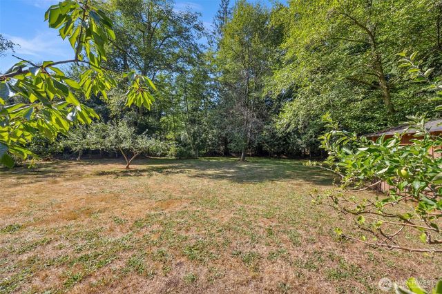 6405 Happy Hollow Road, Stanwood, WA 98292
