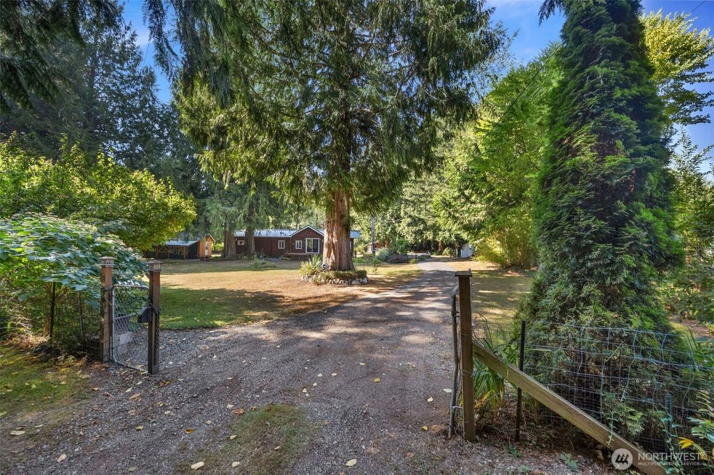 6405 Happy Hollow Road, Stanwood, WA 98292