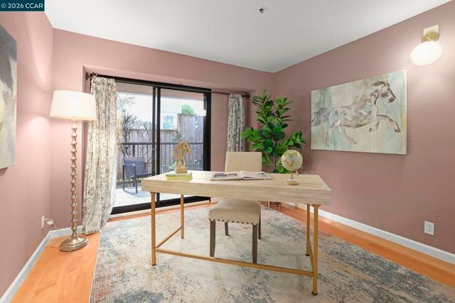 322 322 Hanover Ave 107, Oakland, CA 94606