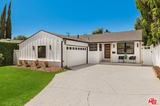 5517 Noble Avenue, Sherman Oaks, CA 91411