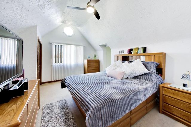 8039 Forest Avenue, Munster, IN 46321