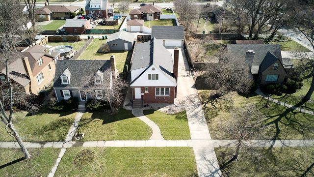 8039 Forest Avenue, Munster, IN 46321