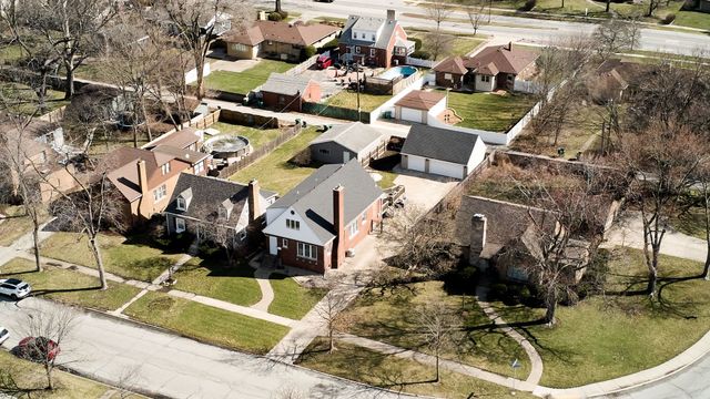 8039 Forest Avenue, Munster, IN 46321