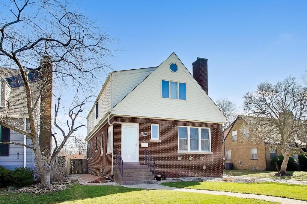 8039 Forest Avenue, Munster, IN 46321