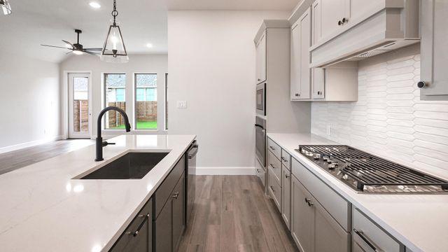 308 Watersong BND, Lockhart, TX 78644