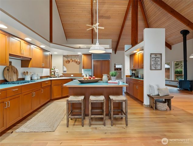 2204 41st Street, Anacortes, WA 98221