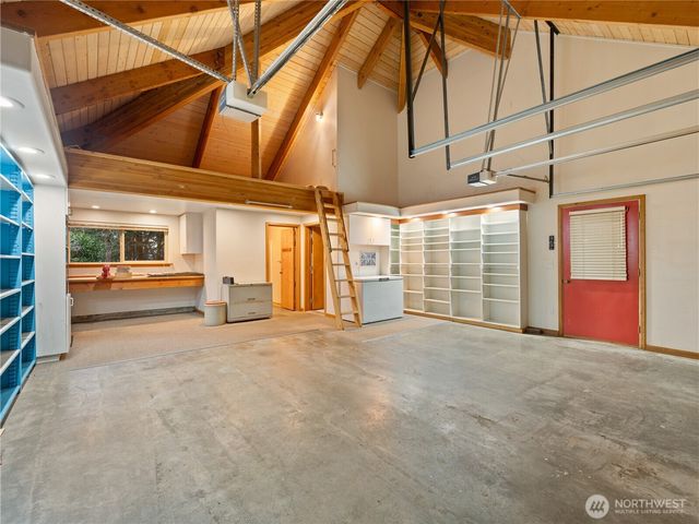 2204 41st Street, Anacortes, WA 98221